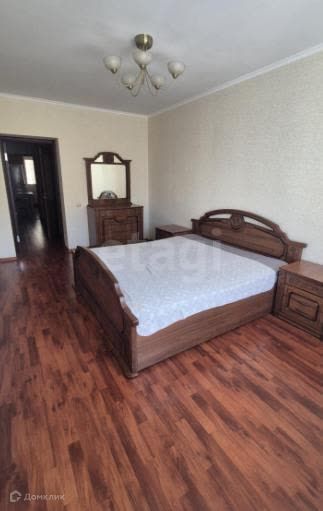 Сдаётся 2-комнатная квартира, 60 м²