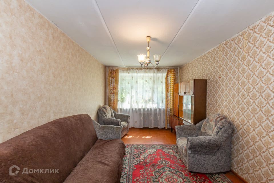 Продаётся 3-комнатная квартира, 58.9 м²