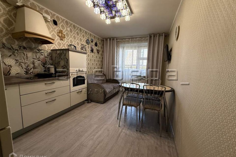 Продаётся 3-комнатная квартира, 71.1 м²