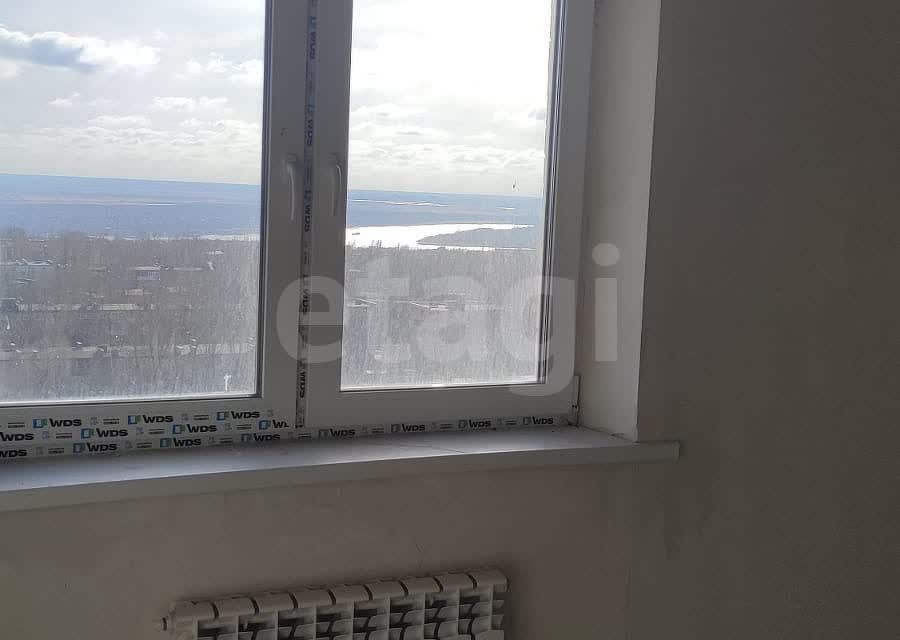 Продаётся 1-комнатная квартира, 42 м²