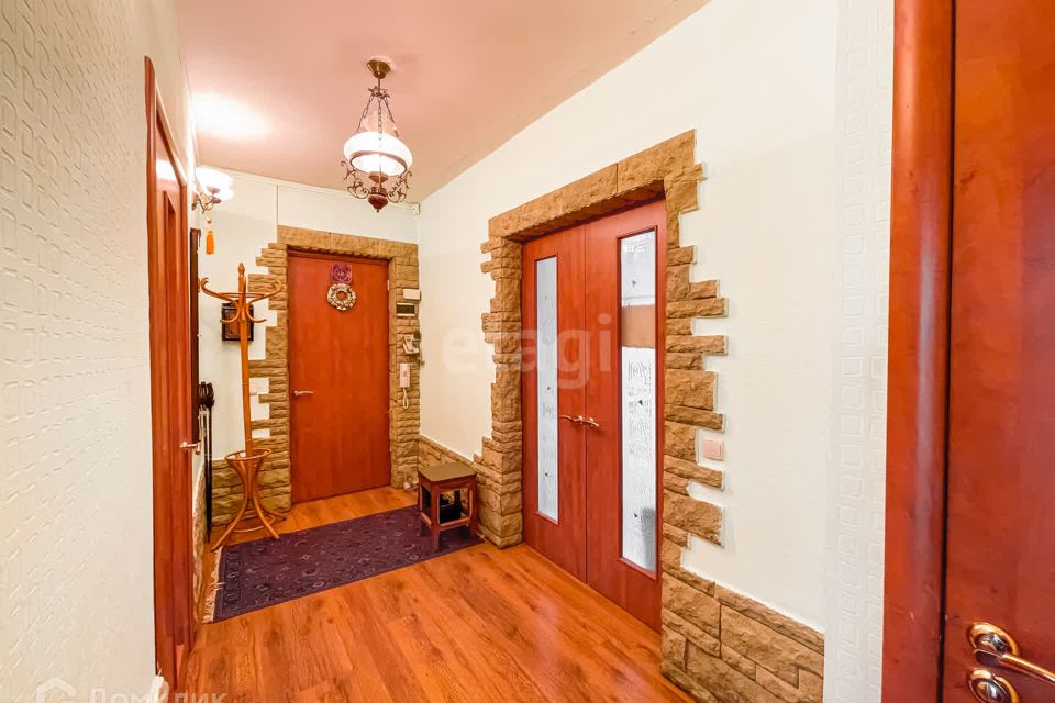 Продаётся 3-комнатная квартира, 63.5 м²