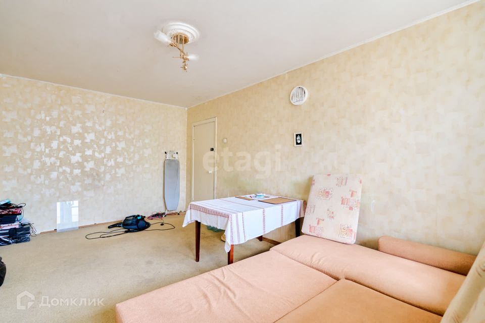 Продаётся 3-комнатная квартира, 61.8 м²