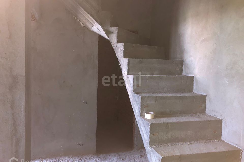 Продаётся 1-комнатная квартира, 85 м²