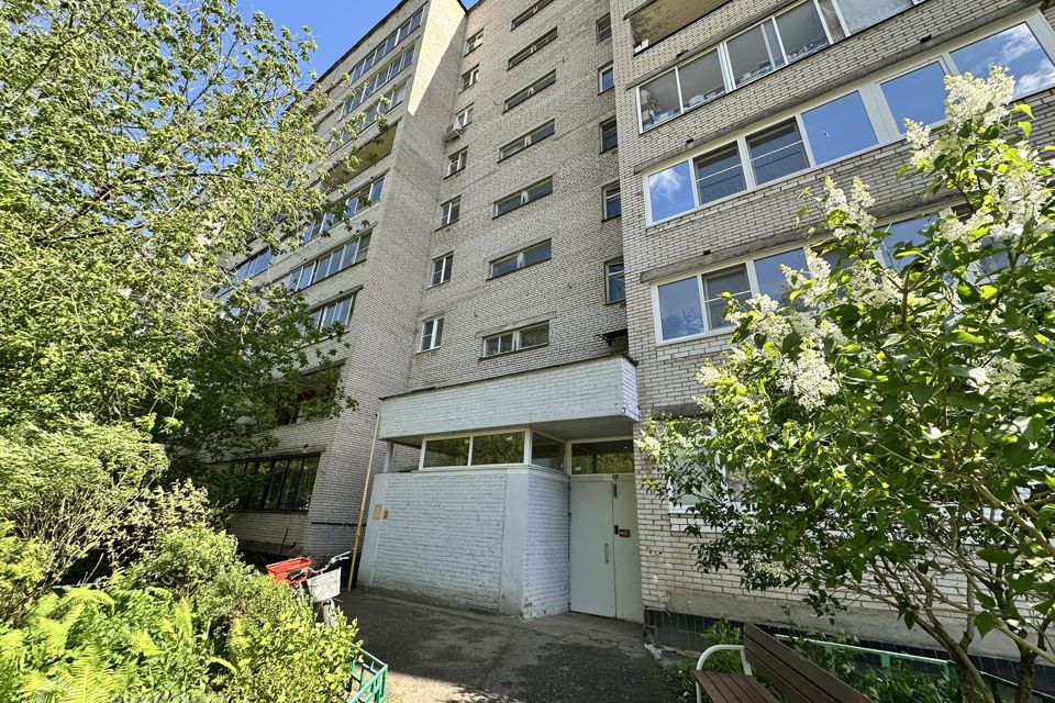 Продаётся 4-комнатная квартира, 97.7 м²