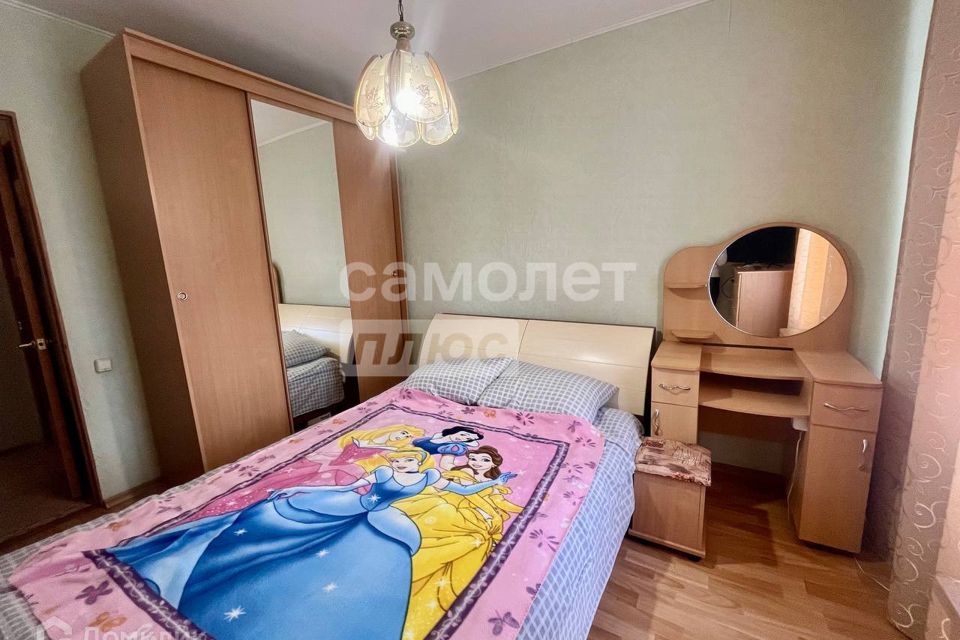 Продаётся 3-комнатная квартира, 60.5 м²