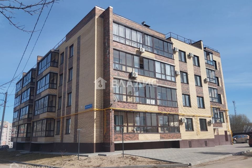 Продаётся 2-комнатная квартира, 57.1 м²