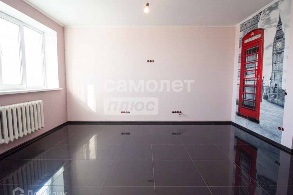 Продаётся 2-комнатная квартира, 65.2 м²