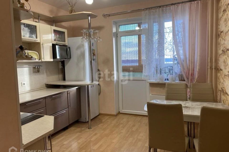 Продаётся 1-комнатная квартира, 41.1 м²