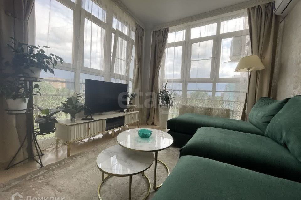 Продаётся 1-комнатная квартира, 58.6 м²