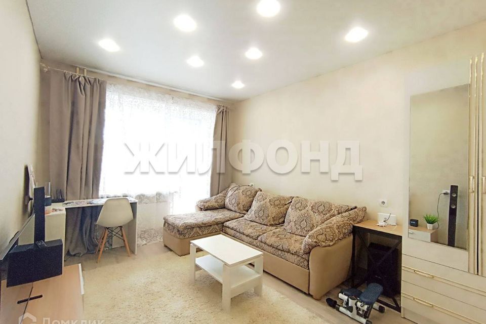 Продаётся 1-комнатная квартира, 38 м²