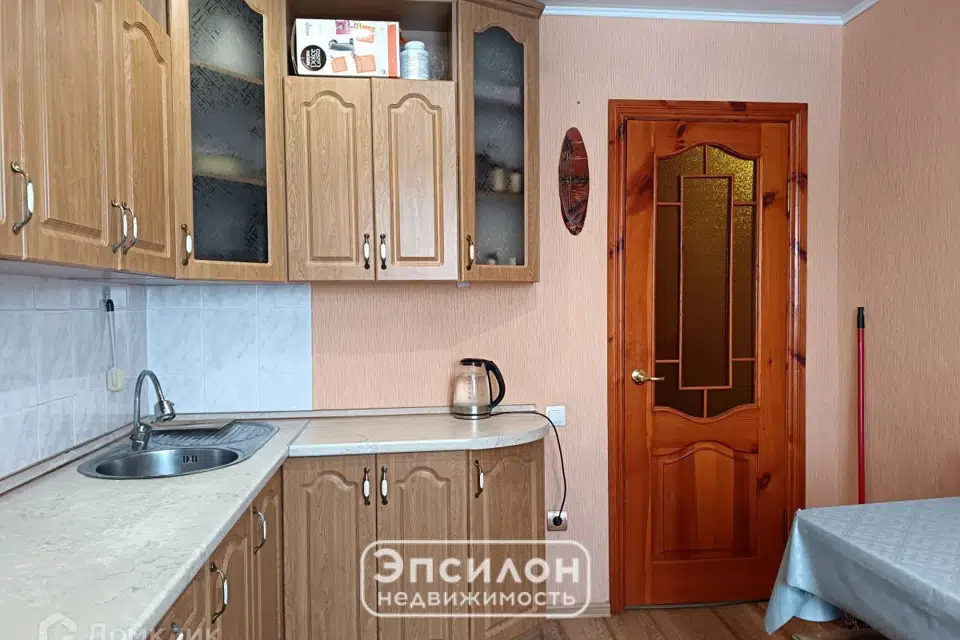 Продаётся 4-комнатная квартира, 86 м²