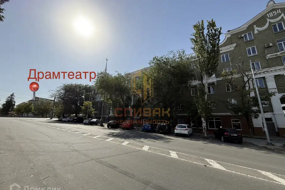 Сдаётся помещение своб. назначения, 303.8 м²