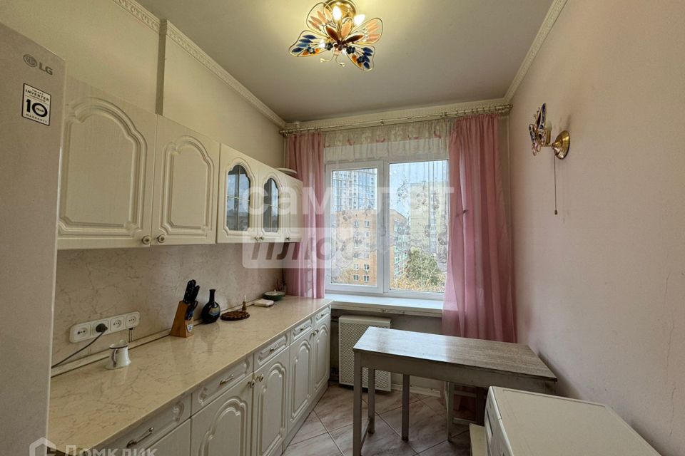 Продаётся 2-комнатная квартира, 42.4 м²