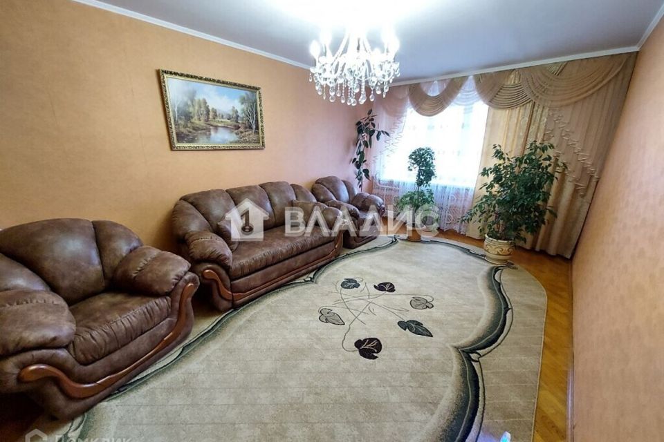 Продаётся 3-комнатная квартира, 98.2 м²