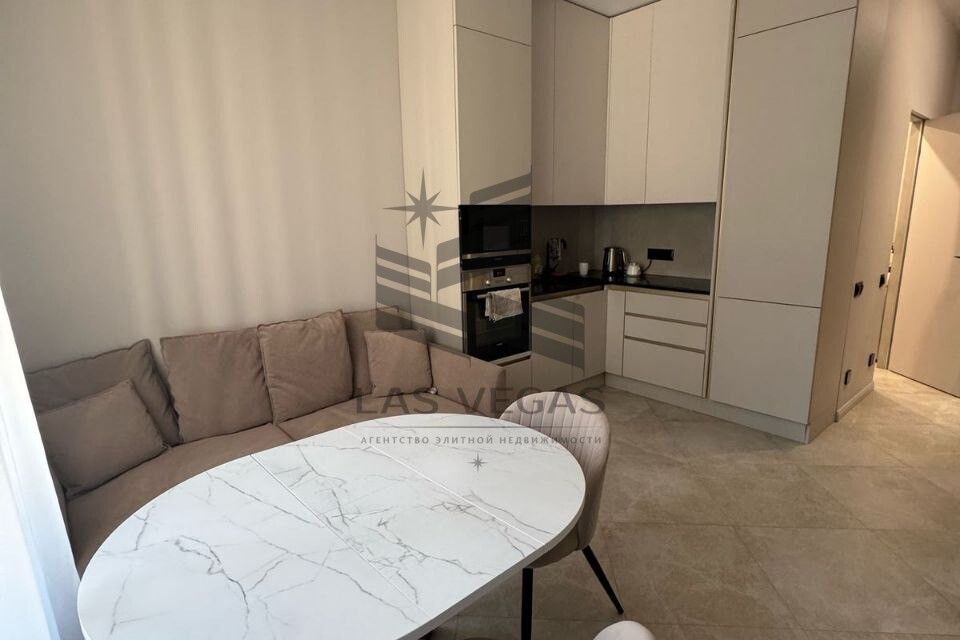 Сдаётся 1-комнатная квартира, 50 м²