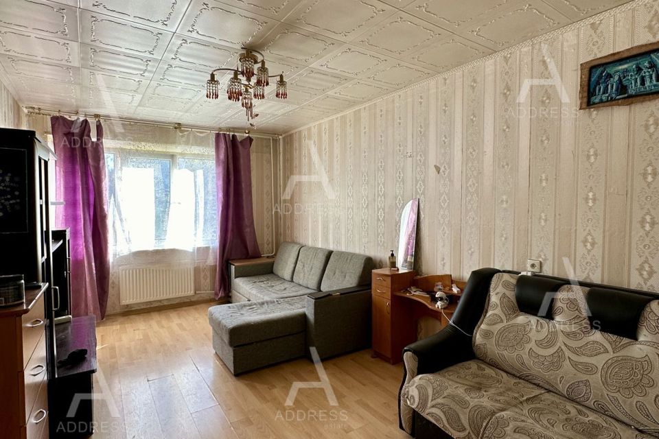 Продаётся 2-комнатная квартира, 55.8 м²
