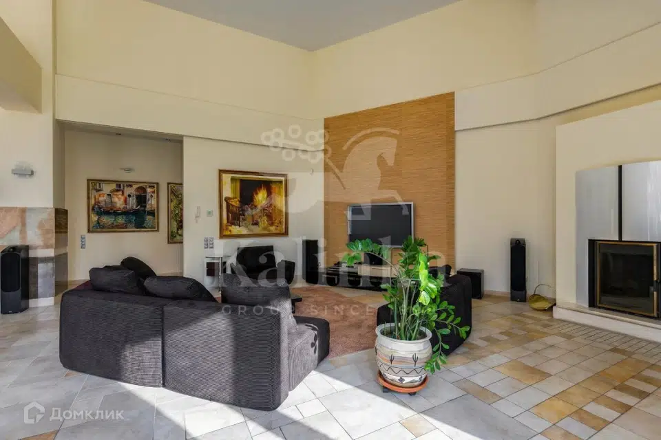 Продаётся 1-этажный дом, 450 м²