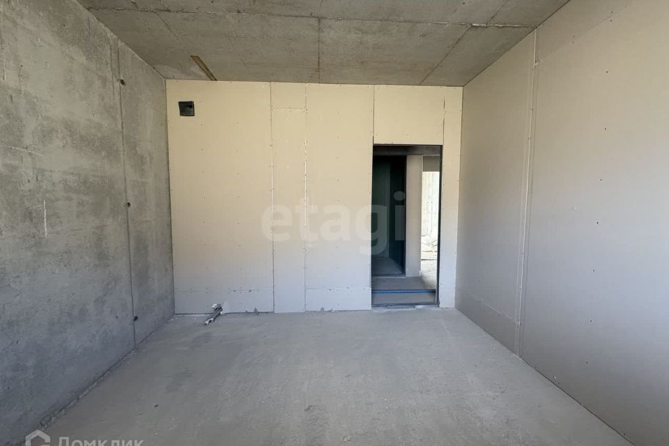Продаётся 3-комнатная квартира, 95.2 м²