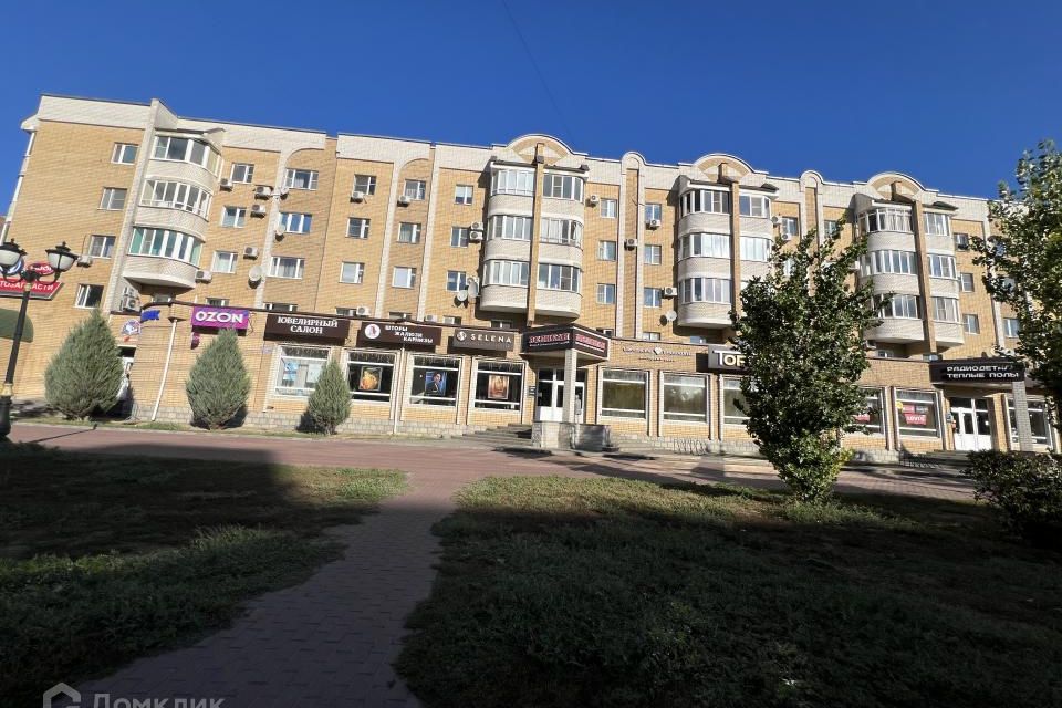 Продаётся 2-комнатная квартира, 65.7 м²
