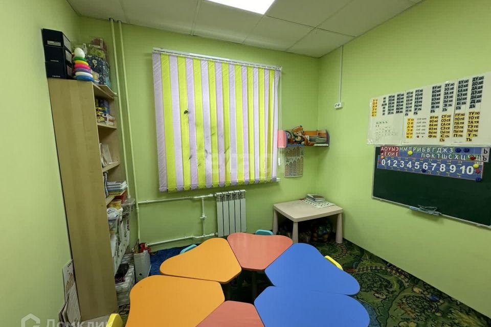Продаётся 4-комнатная квартира, 73.7 м²