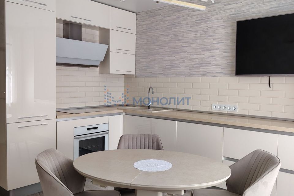 Продаётся 1-комнатная квартира, 42.9 м²