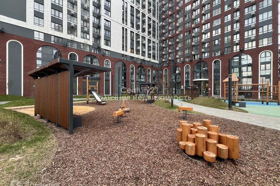 Продаётся 3-комнатная квартира, 67.9 м²