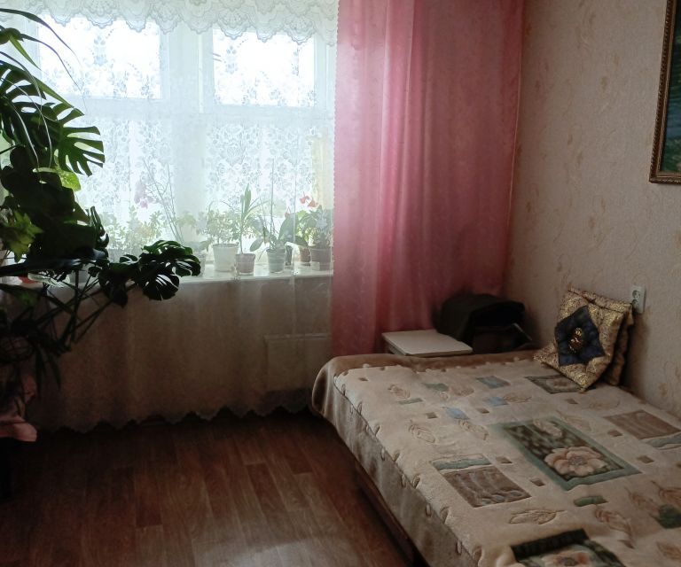 Продаётся комната в 2-комн. квартире, 17.5 м²