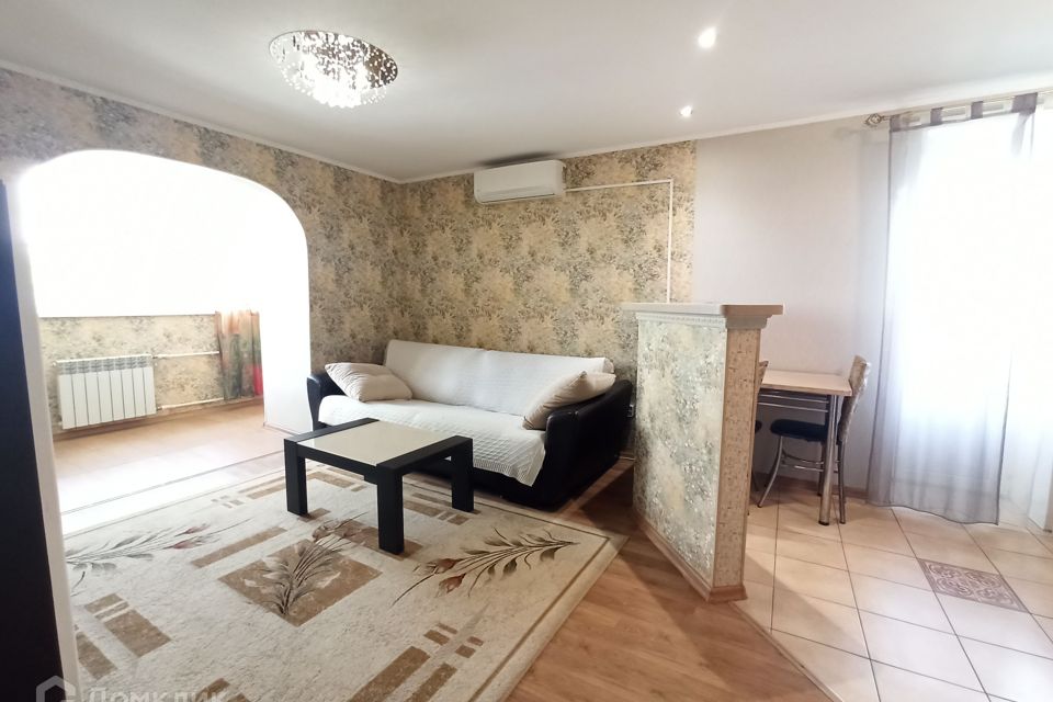 Продаётся 1-комнатная квартира, 52 м²