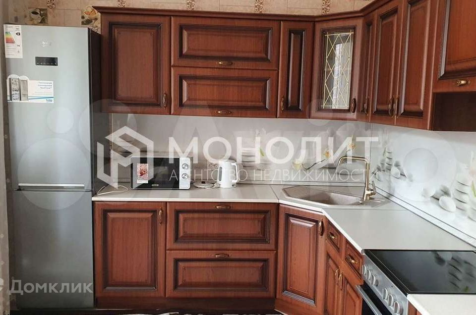 Сдаётся 1-комнатная квартира, 55 м²