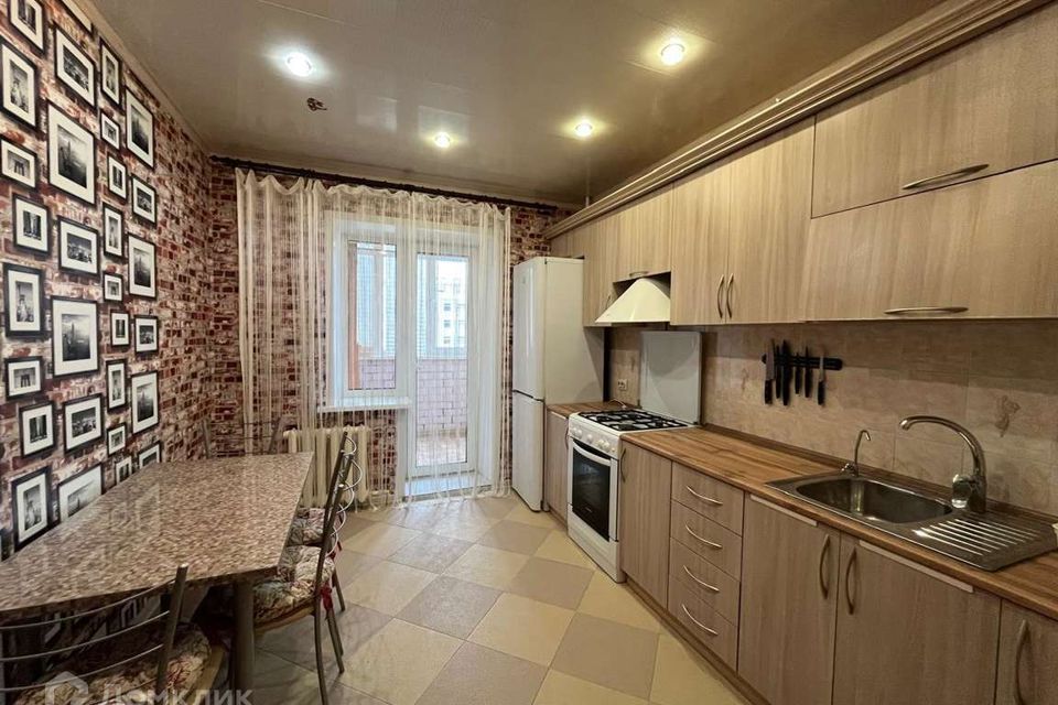 Сдаётся 2-комнатная квартира, 57.5 м²