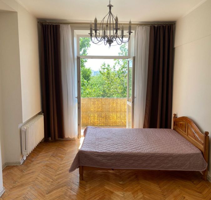 Продаётся 2-комнатная квартира, 55.9 м²