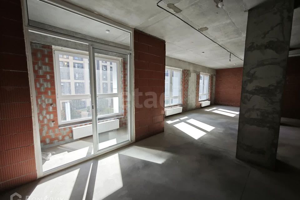 Продаётся 2-комнатная квартира, 72.8 м²