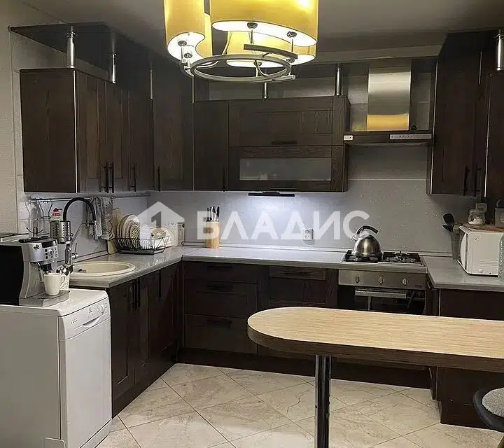 Продаётся 3-комнатная квартира, 97.2 м²