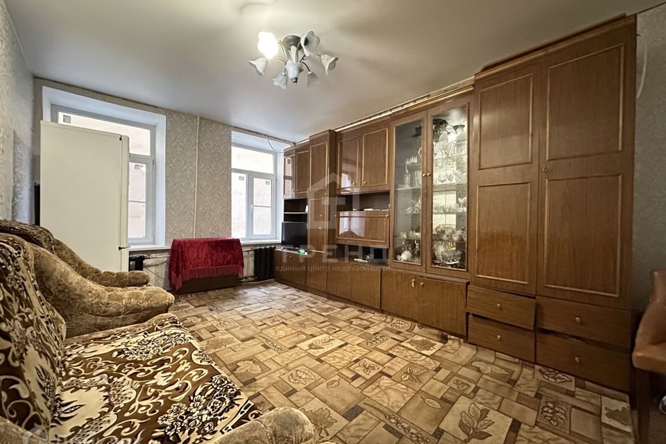 Продаётся 3-комнатная квартира, 59.7 м²