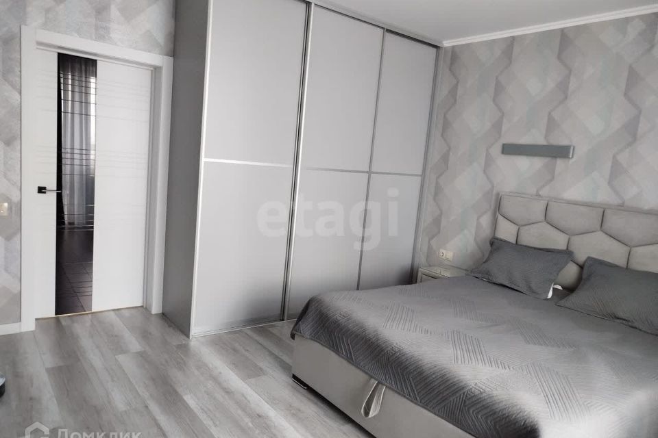 Продаётся 1-комнатная квартира, 48.5 м²