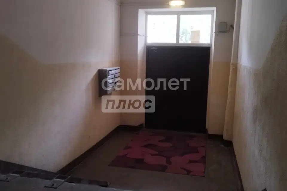 Продаётся 4-комнатная квартира, 100.2 м²