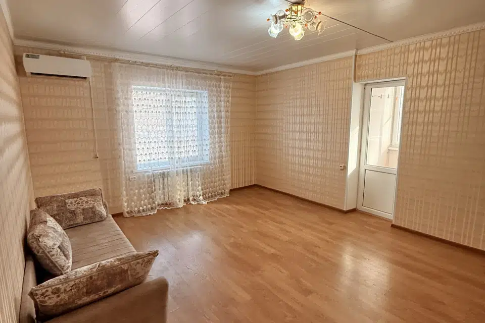Продаётся 1-комнатная квартира, 47.7 м²