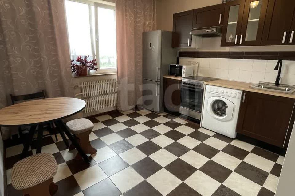 Сдаётся 2-комнатная квартира, 55.8 м²