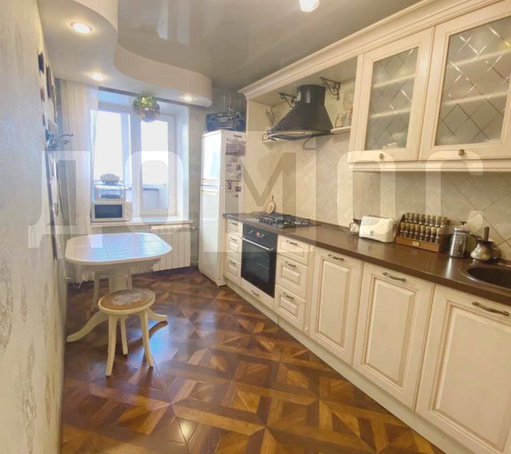 Продаётся 3-комнатная квартира, 60.6 м²
