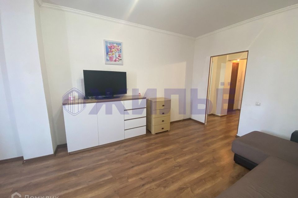 Сдаётся 1-комнатная квартира, 43 м²