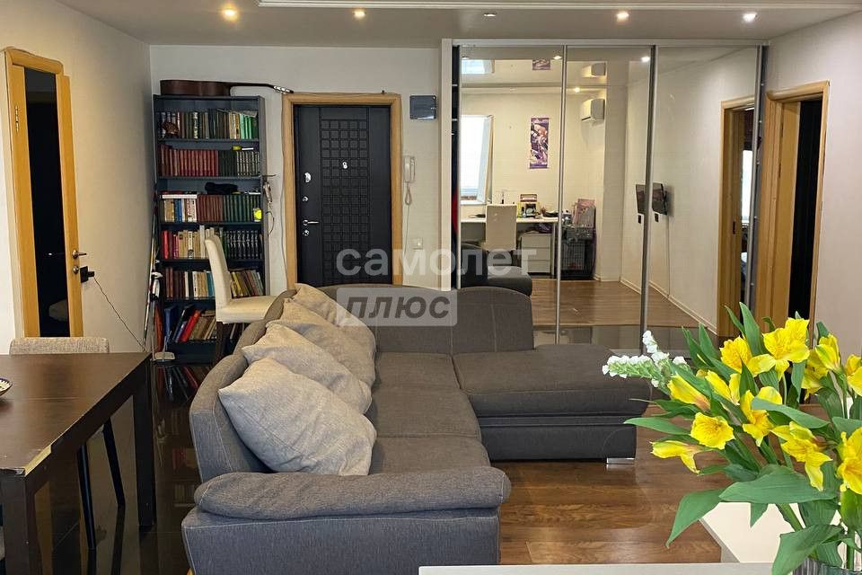 Продаётся 2-комнатная квартира, 54.2 м²