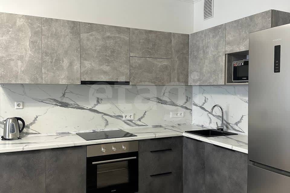 Сдаётся 1-комнатная квартира, 62 м²