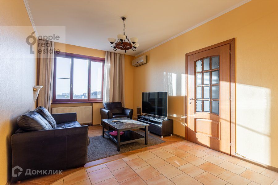 Сдаётся 3-комнатная квартира, 102 м²