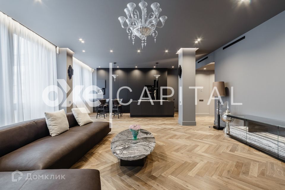 Сдаётся 3-комнатная квартира, 192 м²