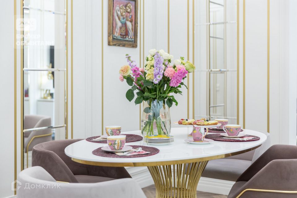 Продаётся 2-комнатная квартира, 82 м²