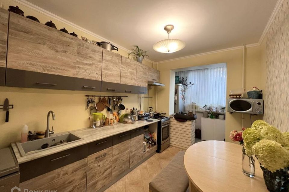 Продаётся 3-комнатная квартира, 67.7 м²