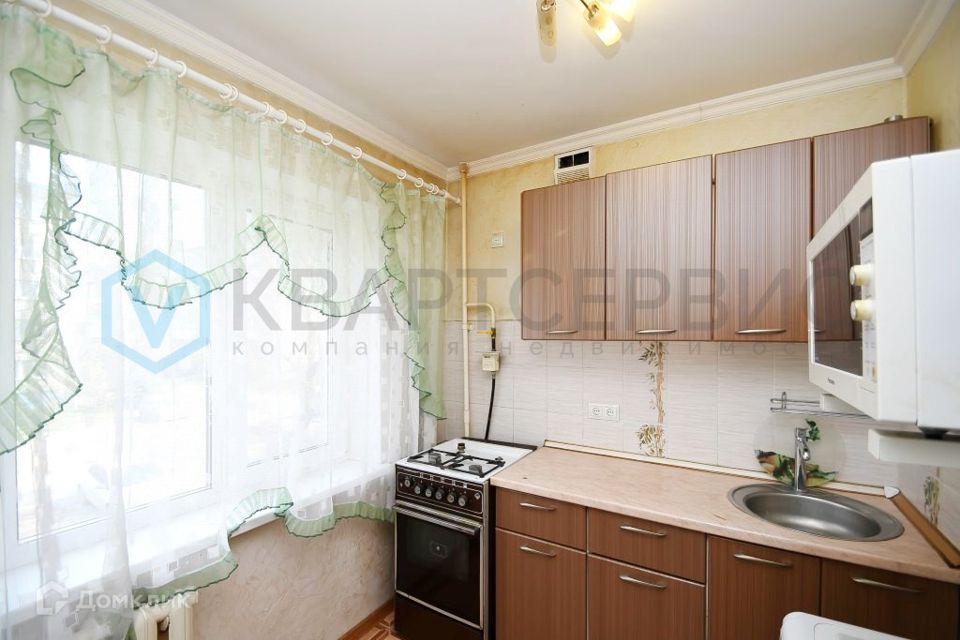 Продаётся 3-комнатная квартира, 62.7 м²