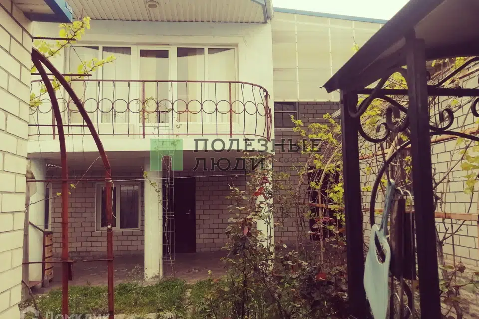 Продаётся 2-этажный дом, 141 м²
