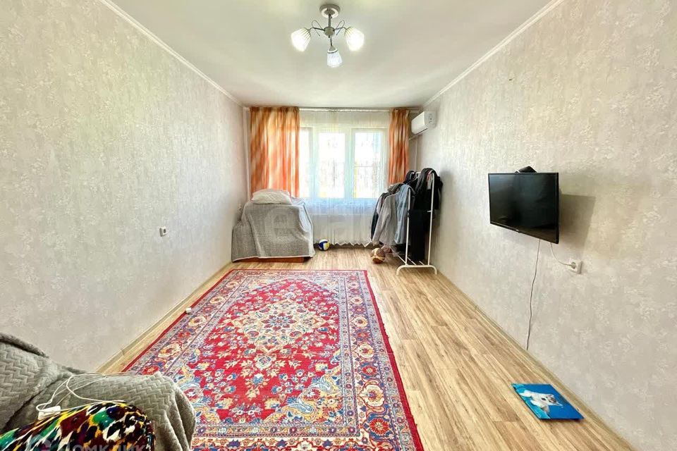 Продаётся 1-комнатная квартира, 38.8 м²