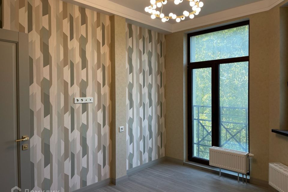 Продаётся 3-комнатная квартира, 128 м²